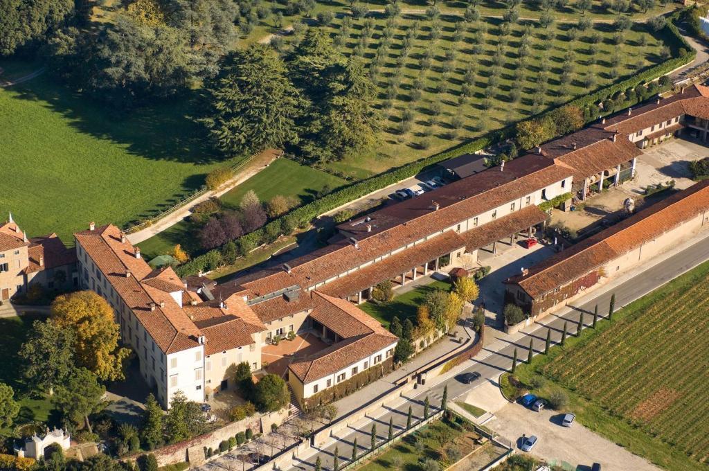 Borgo Santa Giulia Villa Corte Franca Exterior photo