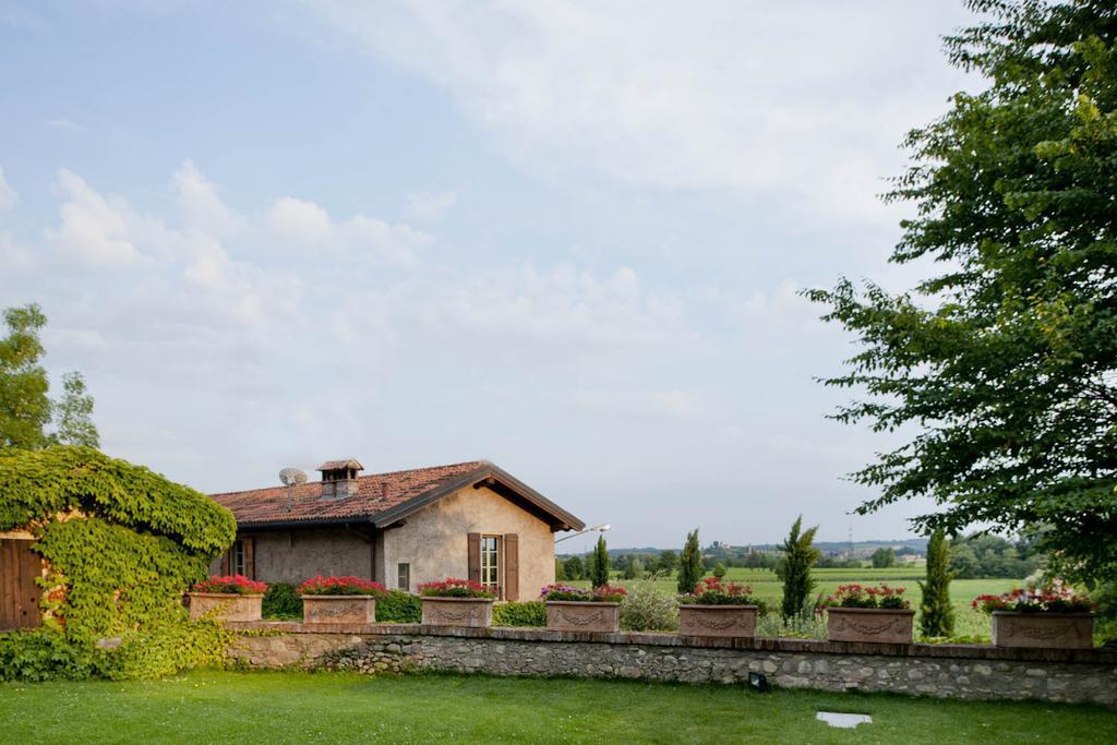 Borgo Santa Giulia Villa Corte Franca Exterior photo