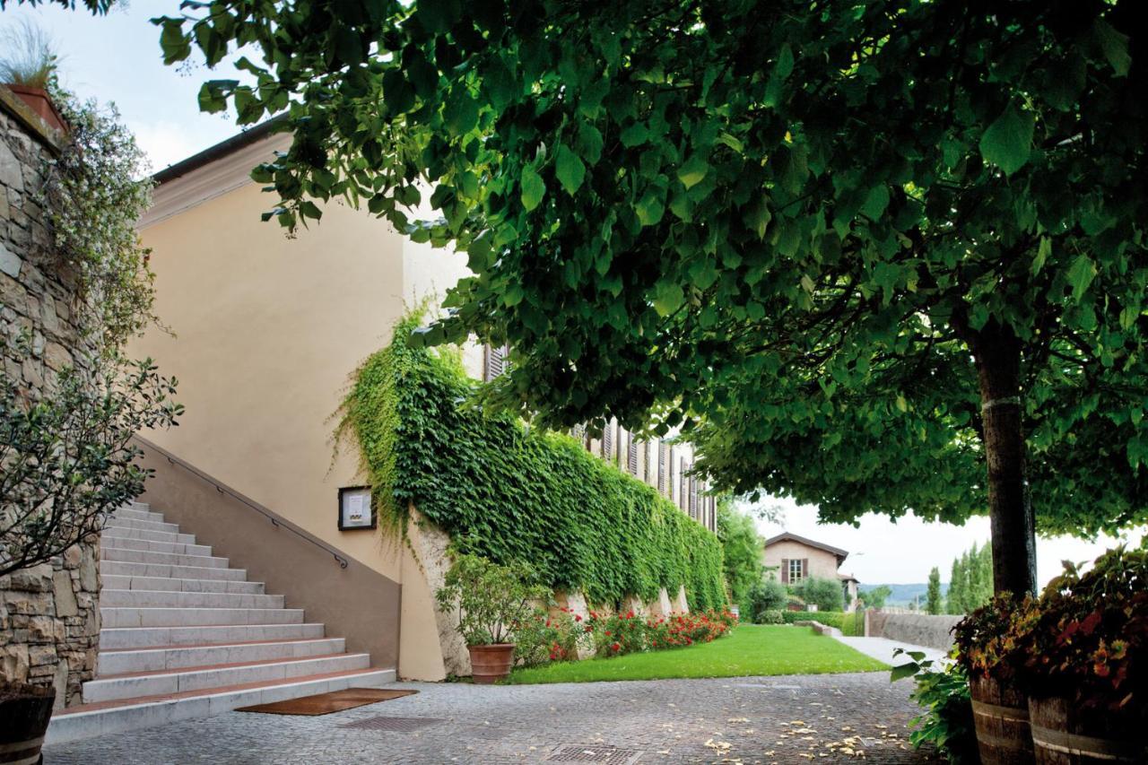Borgo Santa Giulia Villa Corte Franca Exterior photo